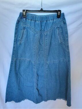 Denim Midi Skirt in Light Blue